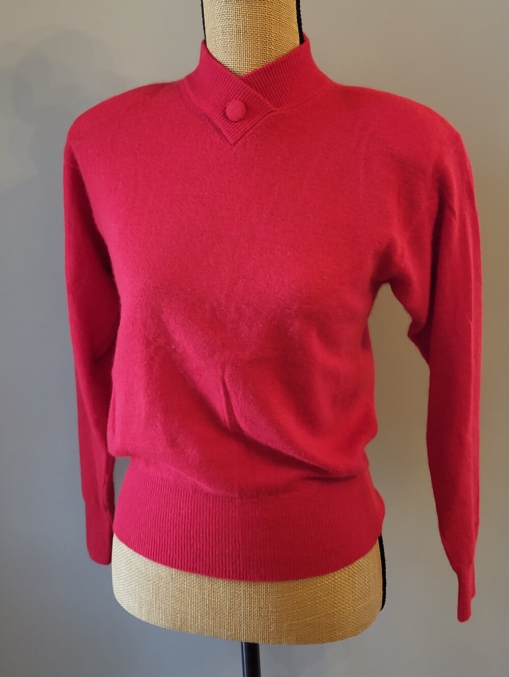 Workshop Br Fenn Wright & Manson Vtg 80s Wool/Angora Small Red Pullover Sweater